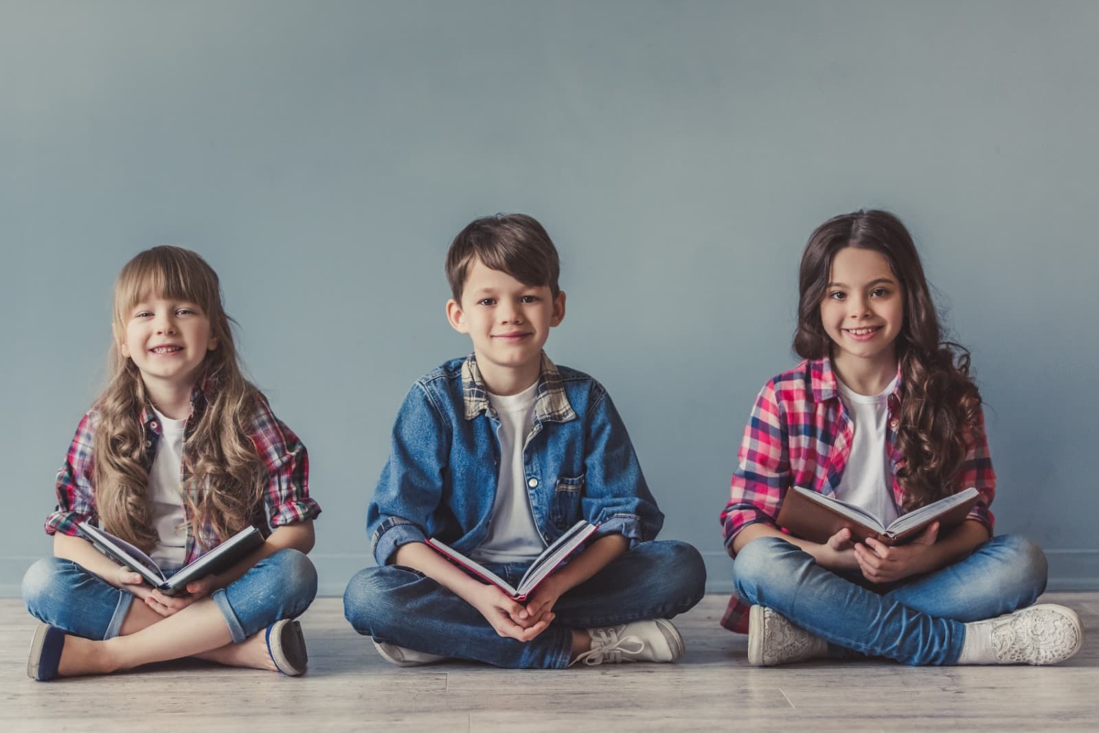 Children reading books